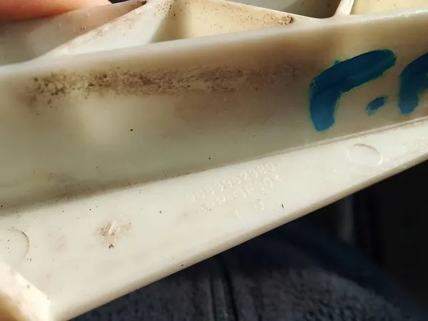 CITROEN DS3 1.6 HDI Porta Dianteira Direita Plástico image 2