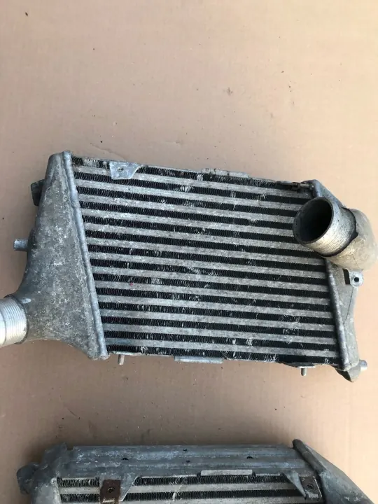 Intercooler Audi A8 D3 3.0 TDI OEM 4E0145805F image 9