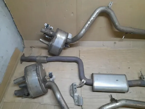 Silencieux Maserati Levante GT OEM image 2