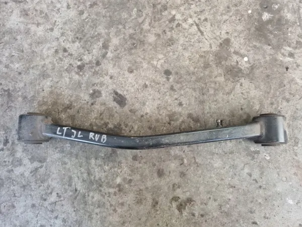 Ylä taka jousitusvarsi OEM 68247740AA Jeep Wrangler JL image 2