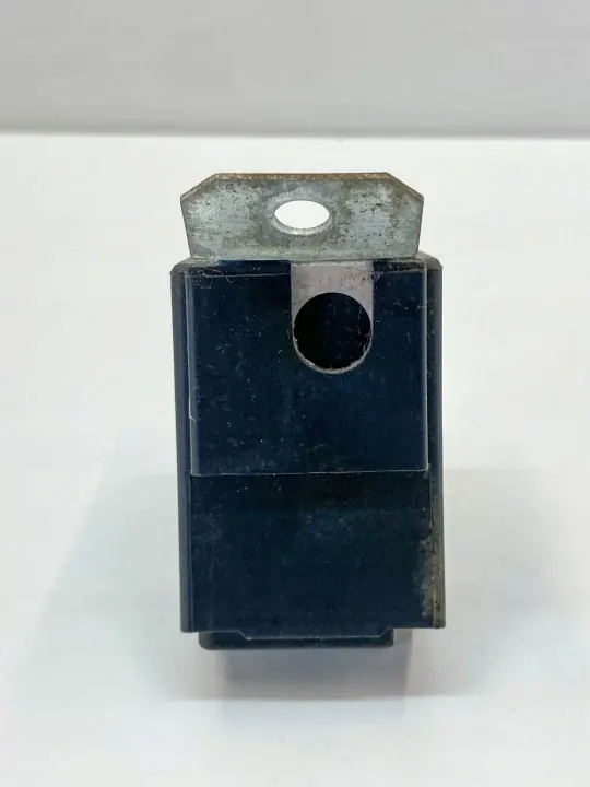 Relä OEM A0045450732 för Mercedes-Benz SL R107 image 3