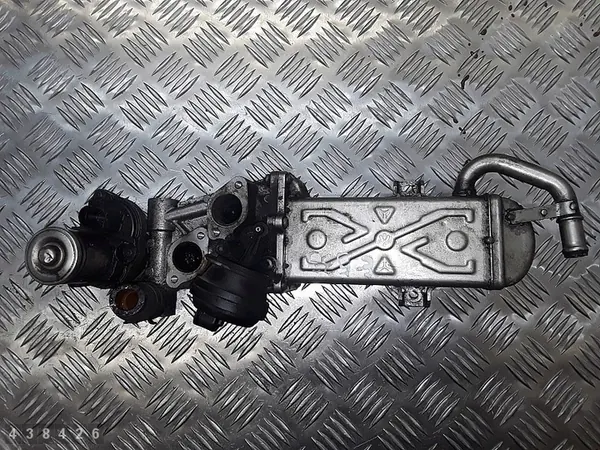 Vanne EGR VW Passat B7 1.6L 2013 03L131512CF image 3