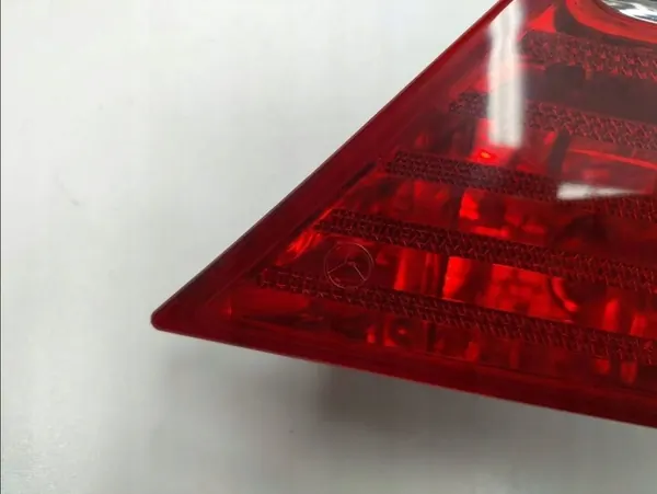 Rechter achterlicht Mercedes CLK W209 A2098201664 image 3