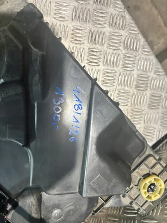 Pompe et réservoir AdBlue OEM 9826092180 Peugeot image 10
