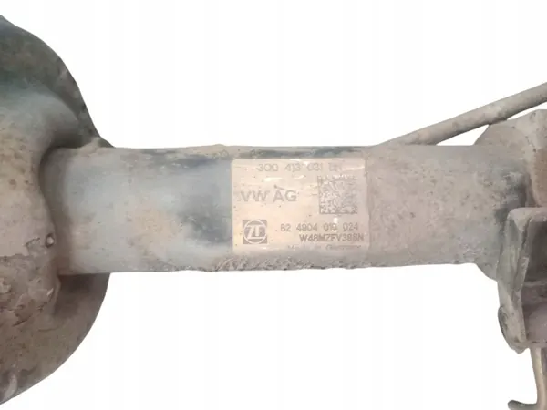 OEM 3Q0413031BN Fram Höger Fjädringsbeslag VW Passat B8 image 4