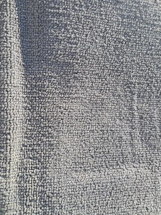 Carpete Dianteira Direita Preta Mercedes W116 image 3