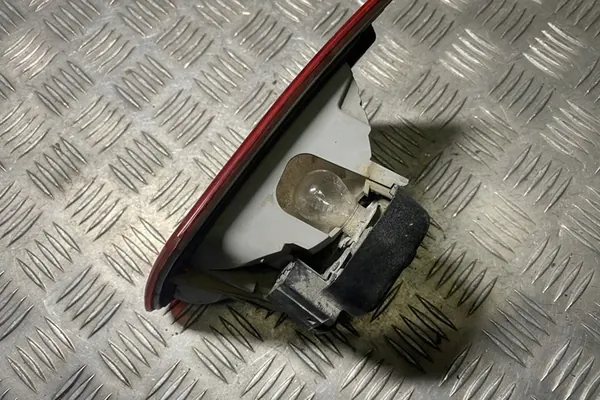 Lámpara de maletero izquierda BMW 3 (E46) 63218368759 image 5