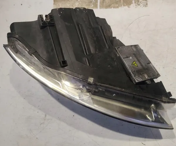 AUDI A4 B7 2010 Faro Bixenon Izquierdo 8E0941029AS image 3