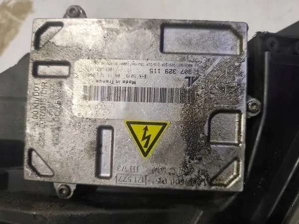 AUDI A4 B7 2010 Faro Bixenon Izquierdo 8E0941029AS image 4