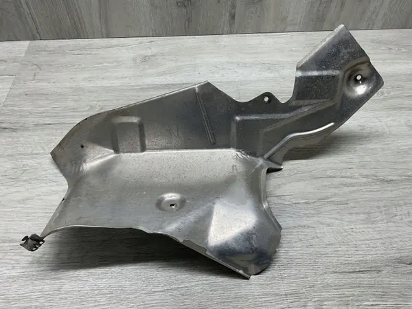 Écran thermique échappement OEM 1296823071 Mercedes-Benz image 2