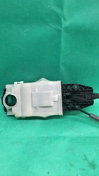 Ulko-ovi Vasemmalla Takana Skoda Kodiaq image 6