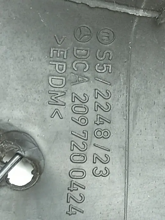 Oikea ikkunatiiviste Coupe Mercedes-Benz CLK A209 C209 A2097200424 image 4