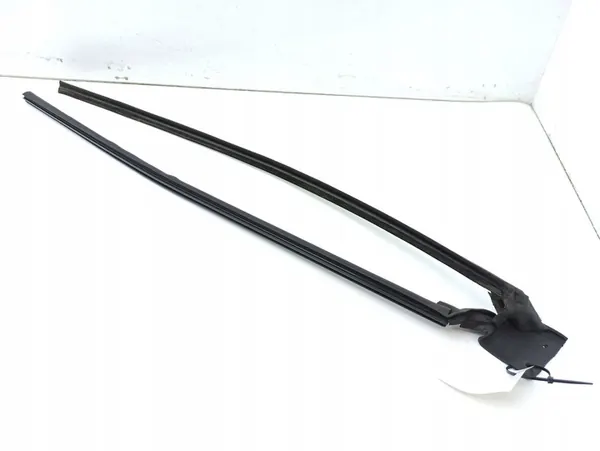 Oikea ikkunatiiviste Coupe Mercedes-Benz CLK A209 C209 A2097200424 image 7