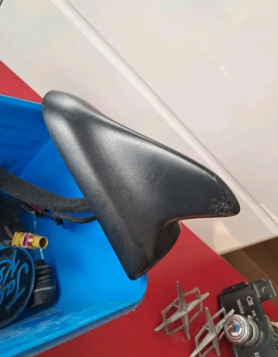 Antena OEM 92237379 para Chevrolet Camaro 2014 image 4