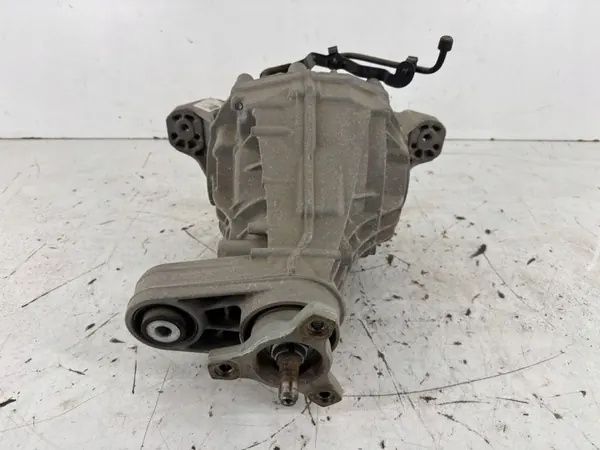 2020 Alfa Romeo Stelvio Rear Differential OEM 00552720120 image 2