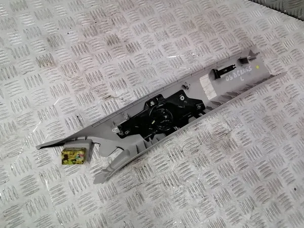 Front Left Pillar Cover Citroen DS3 Crossback OEM FRE56748 image 2