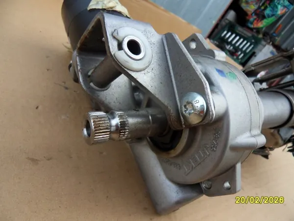 Direction assistée électrique Toyota Yaris II OEM 45200-0D092 image 6