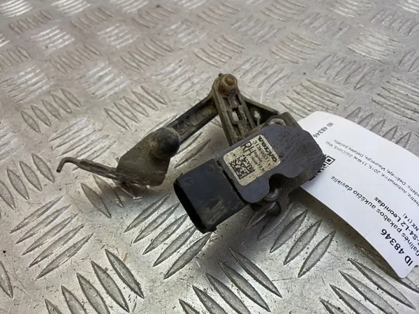 Sensor nivel suspensión trasera Volvo XC90 2017 OEM 31360331 image 2