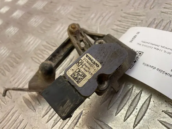 Sensor nivel suspensión trasera Volvo XC90 2017 OEM 31360331 image 4