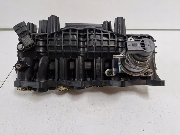 Coletor de admissão Chevrolet Orlando 2.0D image 2