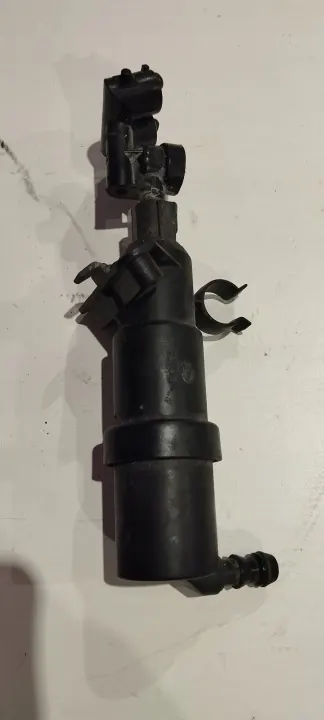 Ajovalopesuuttimen OEM 1J0955978A - Käytetty image 2