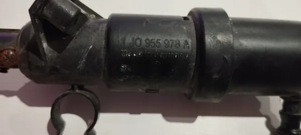 Ajovalopesuuttimen OEM 1J0955978A - Käytetty image 3
