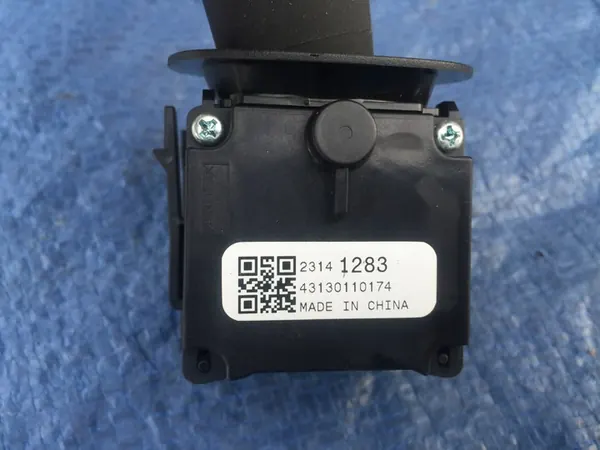 CHEVROLET CAMARO 14 15 Rechter Scheibenwischer-Schalter image 2