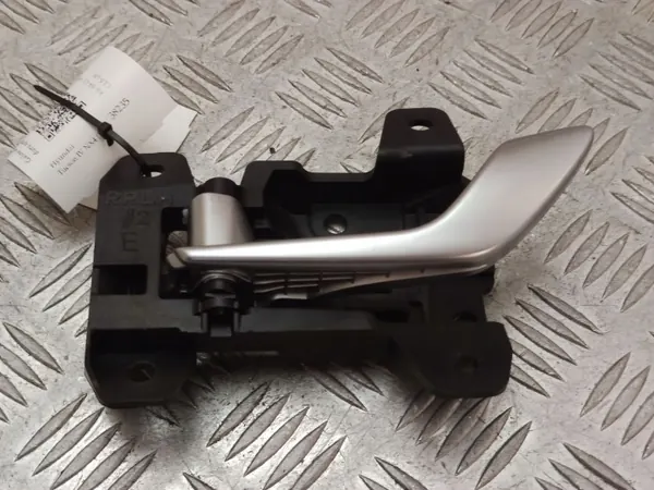 Hyundai Tucson IV NX4 Achterdeurhendel OEM 83613N7000 image 2