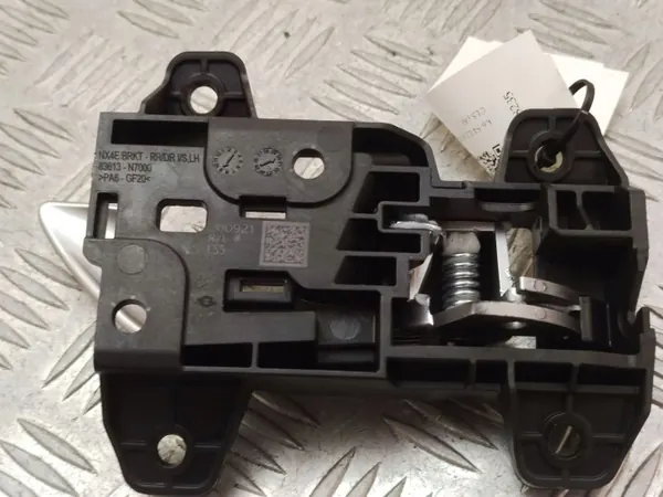 Hyundai Tucson IV NX4 Achterdeurhendel OEM 83613N7000 image 3