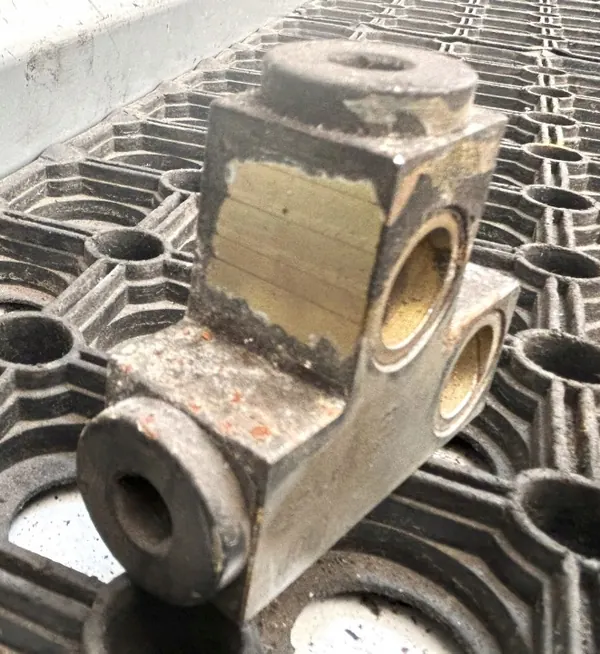 Soupape de commande pompe injection DAF OE 1622831 image 3