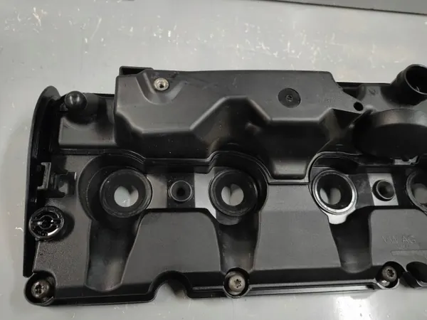 Venttiilikansi OEM 03L103469S VW Audi Seat Skoda image 3