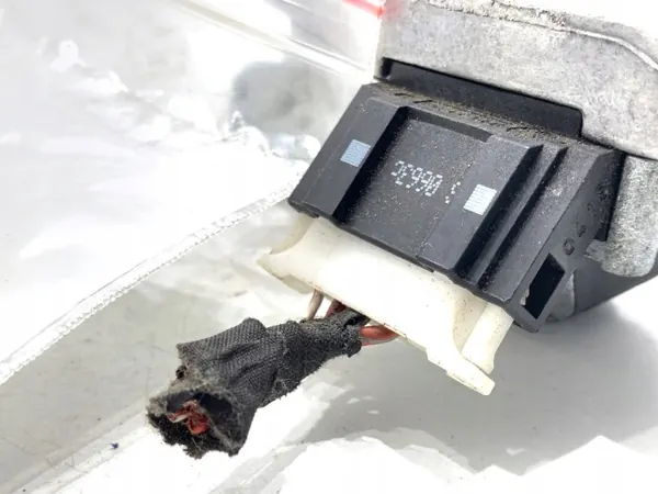 Ohjauslukko Mercedes W906 A0375456132 OEM image 3