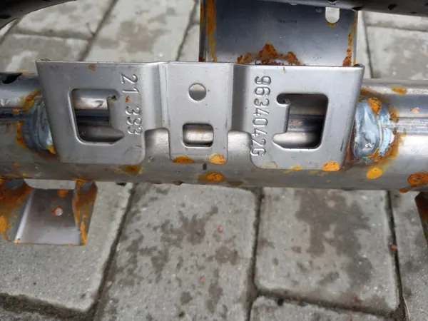 Support console OEM STELAŻ POD KONSOLE RENAULT TRAFIC IV image 3
