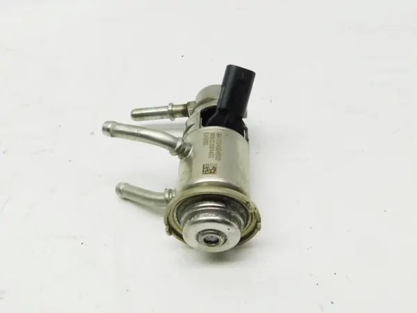 Inyector AdBlue OEM A0004904000 para Mercedes 2.0 CDi image 3