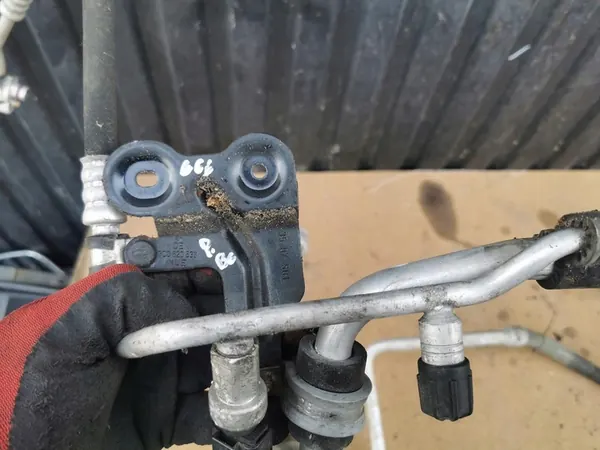 Ilmastointiputki VW Passat B6 image 8