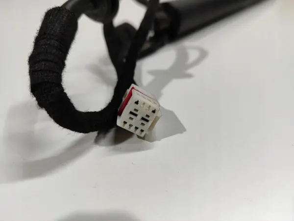 OEM 81780-D3100 Actuateur Hayon Électrique Droit image 4