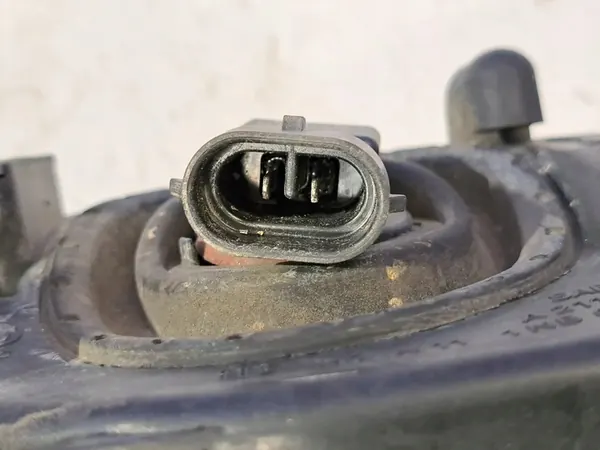 Farol Dianteiro Esquerdo MERCEDES-BENZ E (W211) A2118200556 image 3