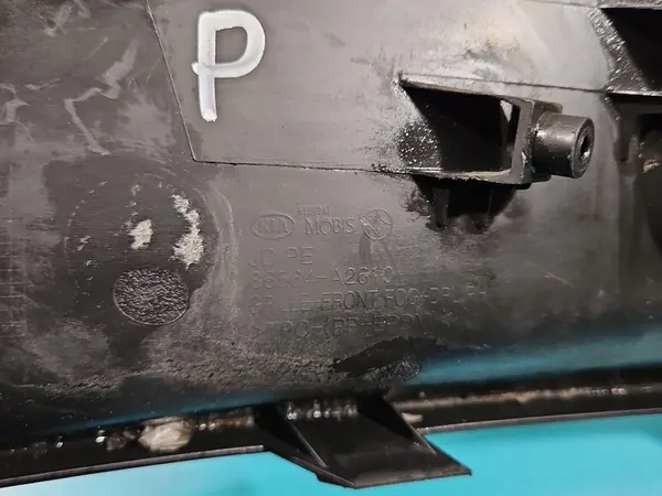 Bouchon de Grille de Pare-chocs Droit Kia Ceed II 15-18 OEM 86564-A2610 image 4