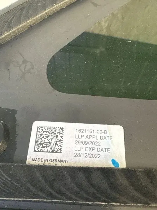 Vitre arrière droite Tesla Model S OEM 162116100B image 5