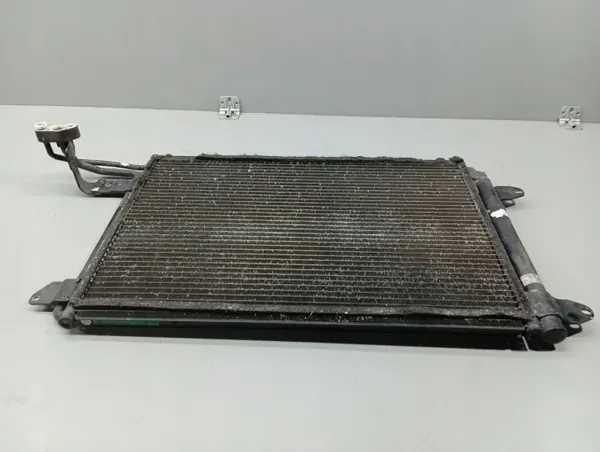 OEM 1K0820411G AC Kondensor för VW Golf Caddy A3 image 3