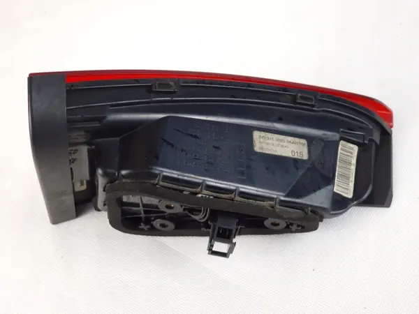 Luz trasera derecha Skoda Superb 3 Sedan 2015-2021 OEM 3V5945308D image 4