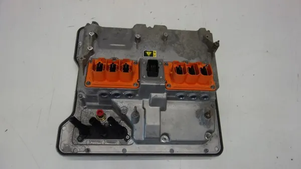 Convertisseur Volvo V60 I 2.4 D6 Hybride Plug-in OEM 31673534 image 3