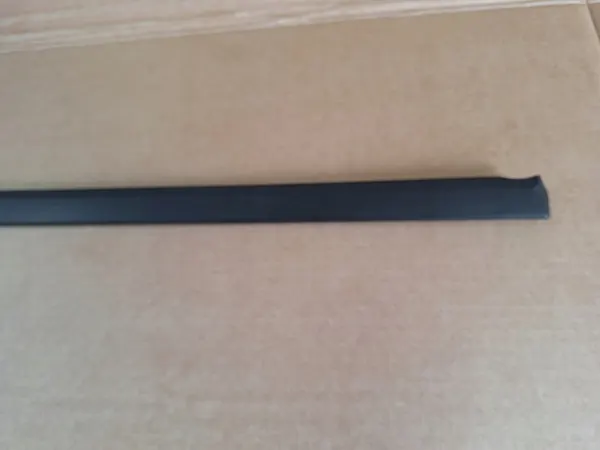 BMW 5 E34 Främre Höger Dörrlist 51131934178 image 4