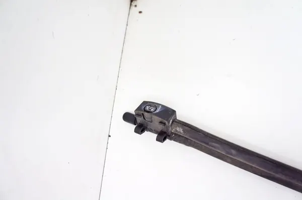 UD254 Infiniti Q30 Washer Nozzle A1768600192 image 5