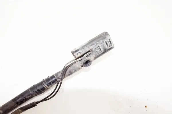 UD254 Infiniti Q30 Washer Nozzle A1768600192 image 6