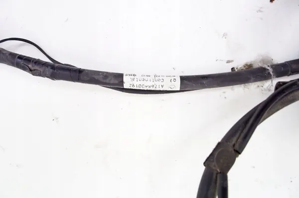 UD254 Infiniti Q30 Washer Nozzle A1768600192 image 7