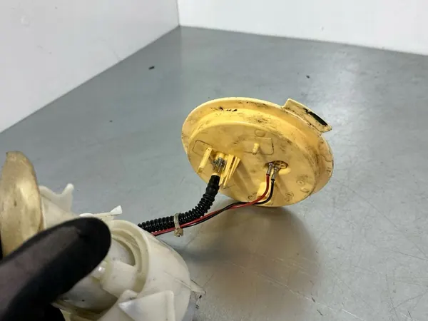 BMW F10 F11 F12 Brandstofpomp Diesel 7260648 image 5