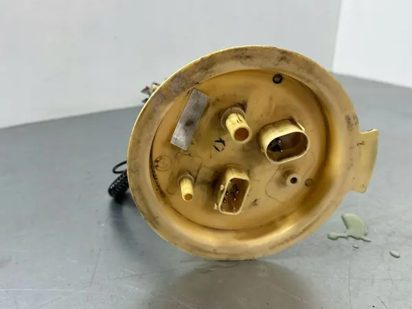 BMW F10 F11 F12 Brandstofpomp Diesel 7260648 image 8