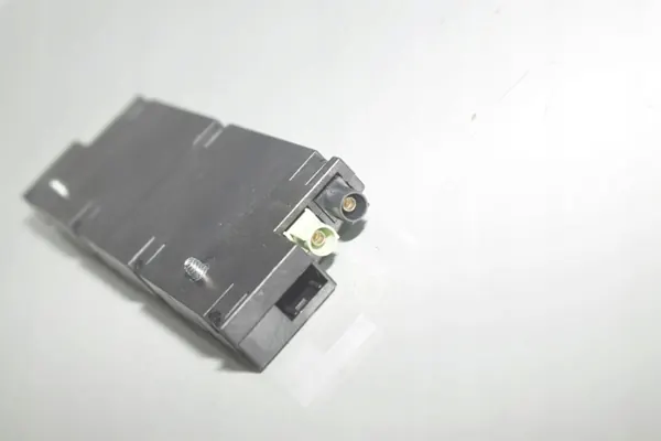 OEM 65209276027 Antennförstärkare för BMW 5 GT image 5