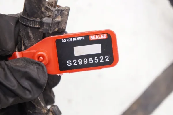 Harnais de câblage de frein à main Volvo XC70 II D-30773955-002 image 5